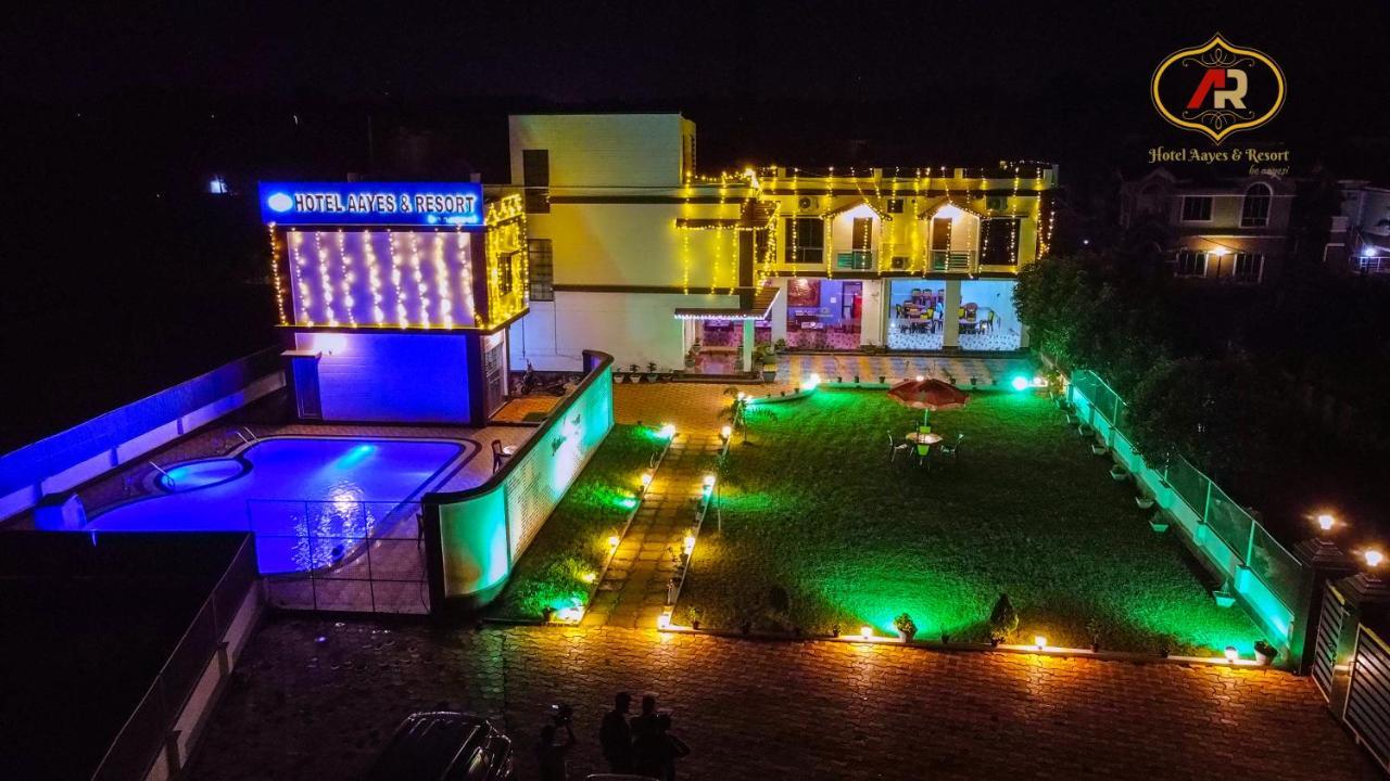Hotel Aayes And Resort Shānti Niketan Exterior foto