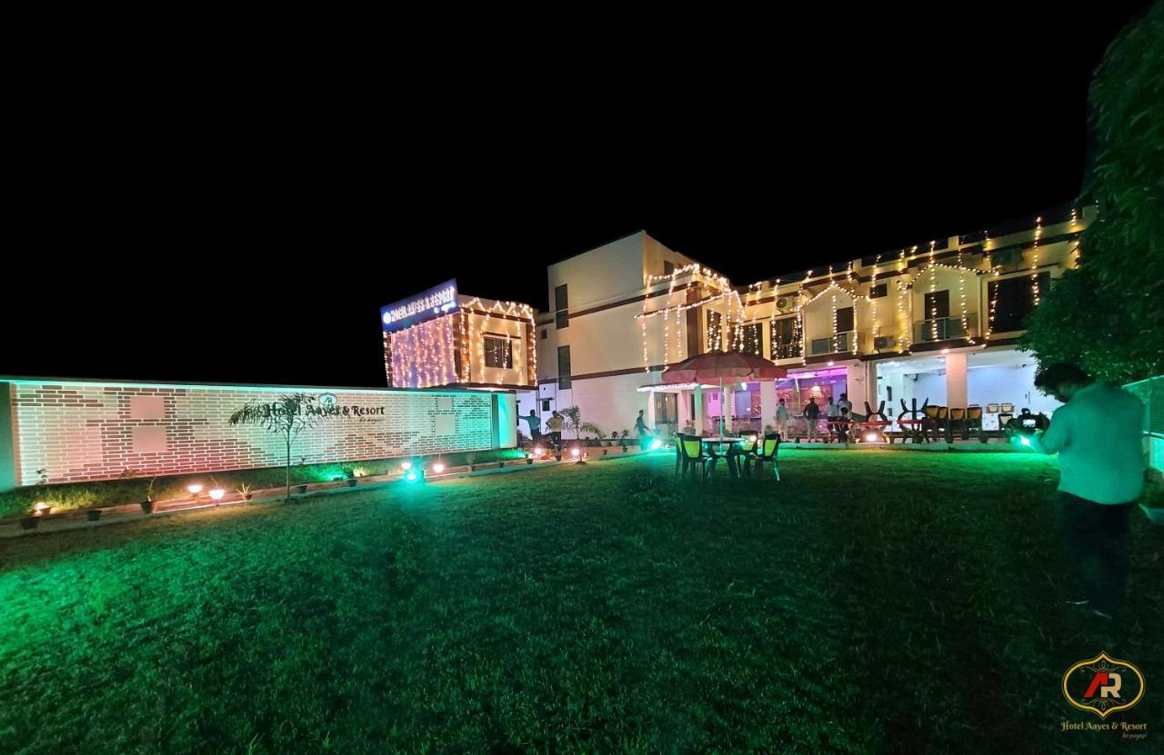 Hotel Aayes And Resort Shānti Niketan Exterior foto